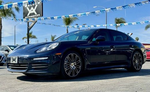 2016 Porsche Panamera