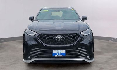 2022 Toyota Highlander XSE
