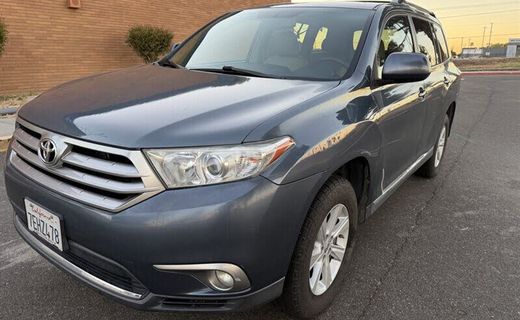 2013 Toyota Highlander Base