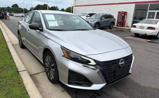 2025 Nissan Altima SV