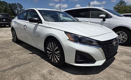 2024 Nissan Altima SV