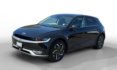 2024 Hyundai Ioniq 5 SEL
