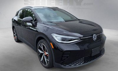 2023 Volkswagen ID 4 Pro S Plus