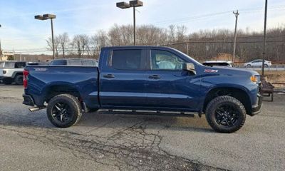 2021 Chevrolet Silverado Trail Boss Custom