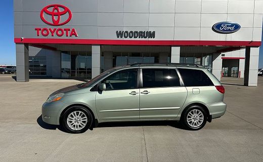 2010 Toyota Sienna XLE