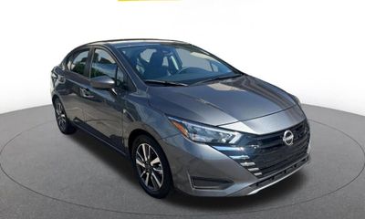 2025 Nissan Versa SV