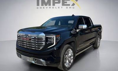 2023 GMC Sierra Denali