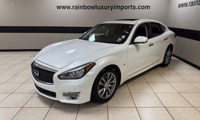 2015 Infiniti Q70 3 7