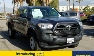 2017 Toyota Tacoma SR SR5