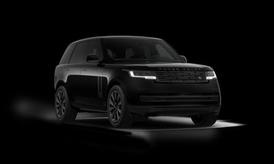2026 Land Rover Range SE