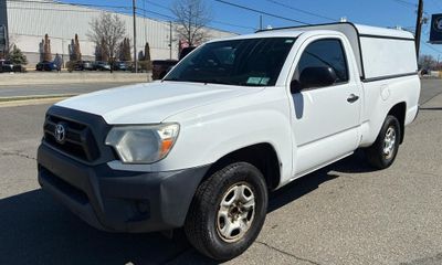 2013 Toyota Tacoma Delux
