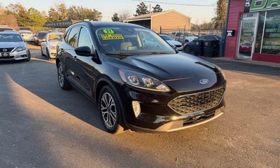 2021 Ford Escape SEL Fhev