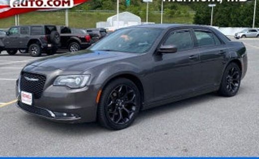2017 Chrysler 300 LX
