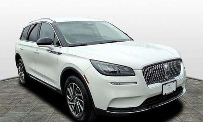 2022 Lincoln Corsair Standard