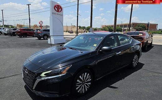 2024 Nissan Altima SV