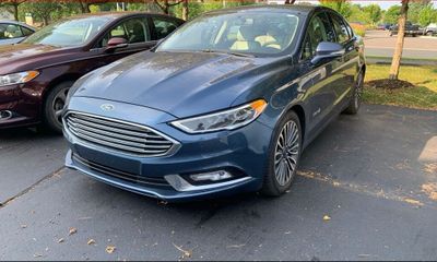 2018 Ford Fusion Titanium Platinum HEV