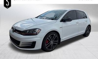 2017 Volkswagen Golf GTI Sport