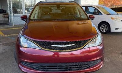 2020 Chrysler Voyager LXI