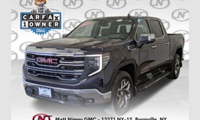 2023 GMC Sierra SLT