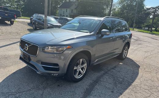 2016 Volvo XC90 Momentum