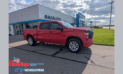 2023 Chevrolet Silverado Custom