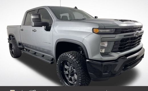 2025 Chevrolet Silverado HD Custom