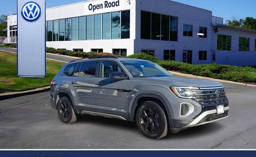 2025 Volkswagen Atlas 4MOTION Peak Edition