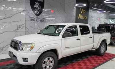 2013 Toyota Tacoma Delux