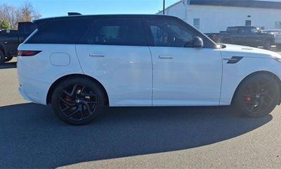 2024 Land Rover Range Sport P400 Dynamic SE