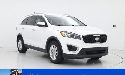 2016 Kia Sorento L LX
