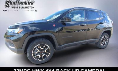 2025 Jeep Compass Trailhawk