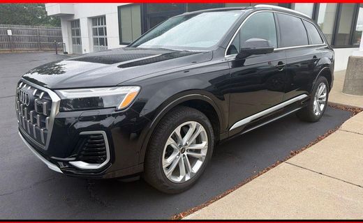 2025 Audi Q7 Quattro Premium
