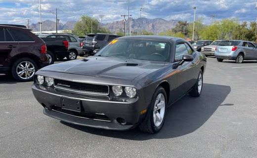 2014 Dodge Challenger Base