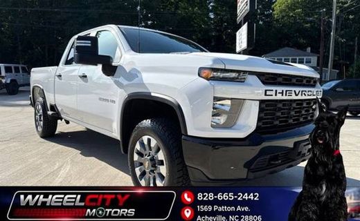 2022 Chevrolet Silverado HD Custom