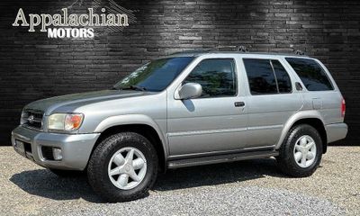 2001 Nissan Pathfinder LE
