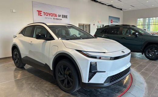 2026 Toyota C-HR SE