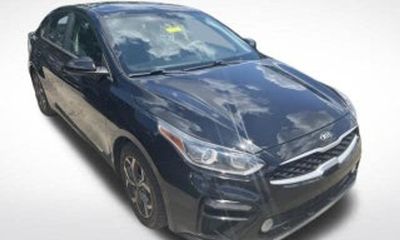2017 Kia Forte LX Base