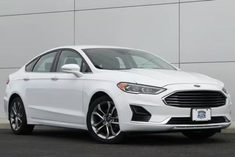 2020 Ford Fusion — a typically priced live listing