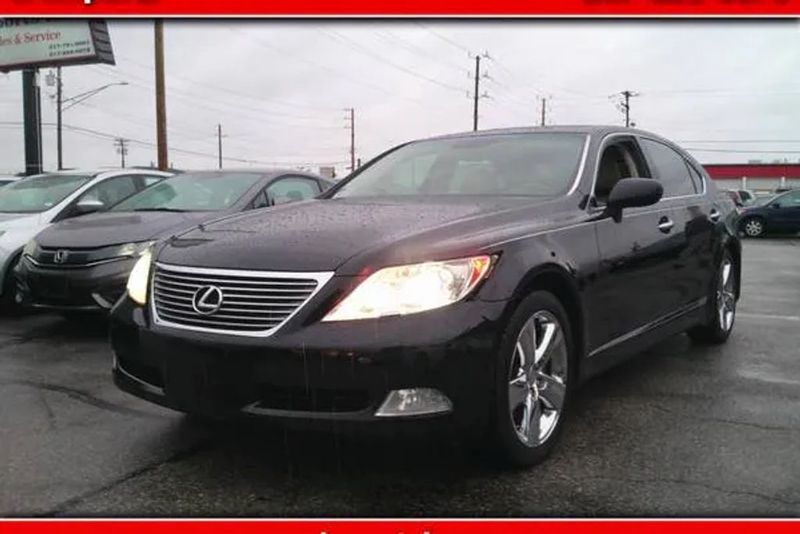 2008 Lexus LS — a typically priced live listing
