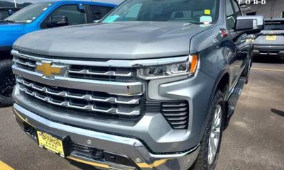 2025 Chevrolet Silverado LTZ