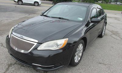 2011 Chrysler 200 Touring