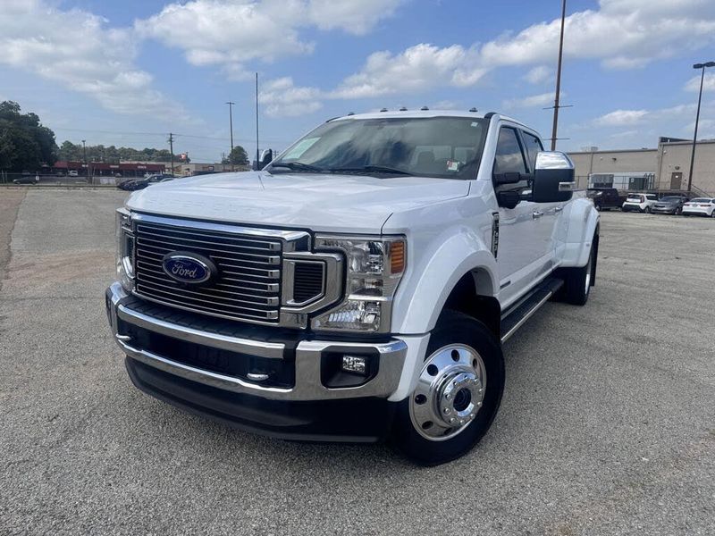 2022 Ford F-450 — a typically priced live listing