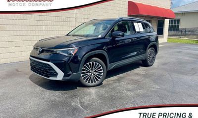 2025 Volkswagen Taos SE