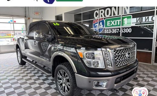 2016 Nissan Titan SL