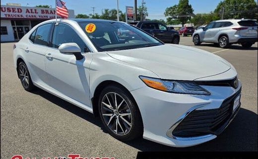 2023 Toyota Camry XLE