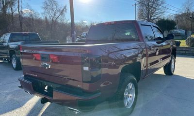 2017 Chevrolet Silverado LT