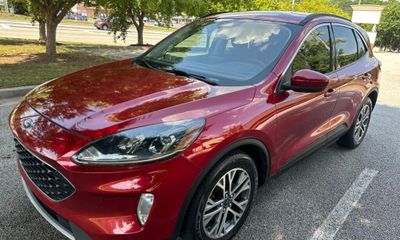 2021 Ford Escape SEL Fhev