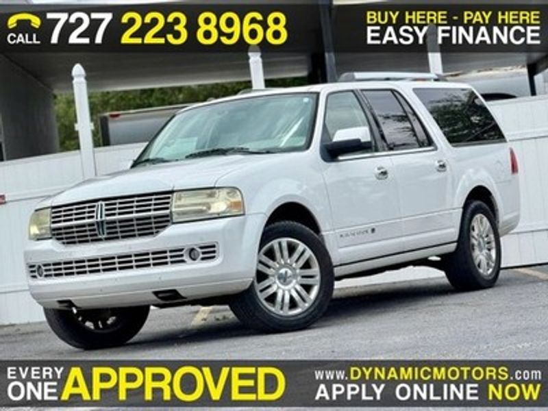 2013 Lincoln Navigator — a typically priced live listing