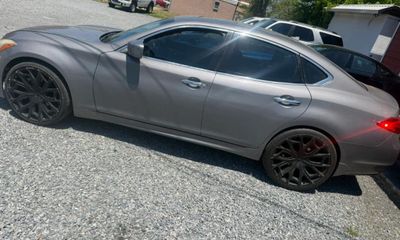 2011 Infiniti M37 Base