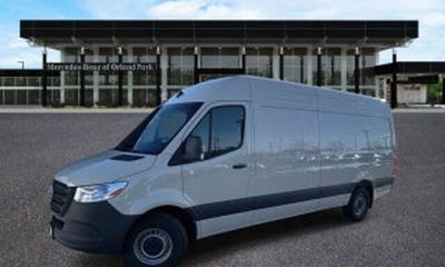 2025 Mercedes-Benz Sprinter 907 VS30